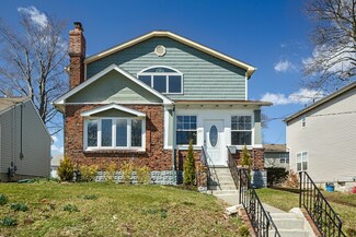 1317 Franklin Pkwy, Ocean, NJ 07712