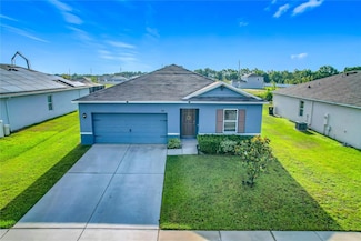 452 Burnham Cir, Auburndale, FL 33823