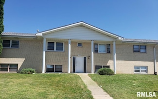 1320 E 38th St Unit 6, Davenport, IA 52807