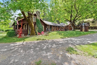 3554 Thompson Creek Rd, Jacksonville, OR 97530