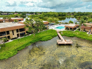 10196 Seminole Island Dr, Largo, FL 33773