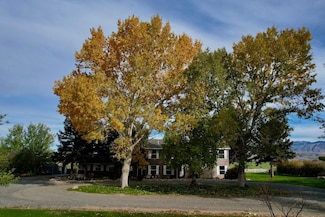 969 Highway 14, Shell, WY 82441