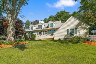 2 Fulton Rd, Andover, MA 01810
