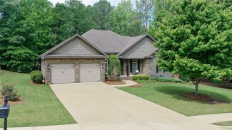 2133 Stonehaven Dr, Auburn, AL 36879