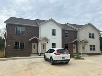 500 Peachers Mill Rd Unit B2, Clarksville, TN 37042
