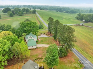 450 Lemmons Rd Unit 4, Mooresboro, NC 28114