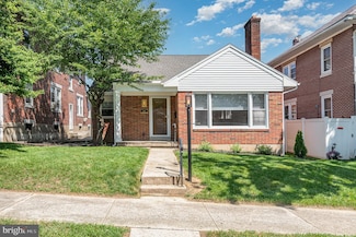 69 W Areba Ave, Hershey, PA 17033