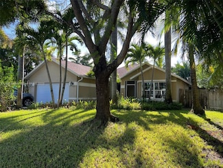 2014 SE Mantua St, Port Saint Lucie, FL 34952