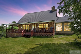 1585 Bone Rd, Iona, ID 83427