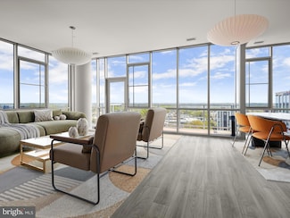 930 Rose Ave Unit 2105, North Bethesda, MD 20852