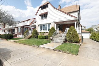 244 Beach 131st St, Rockaway Park, NY 11694