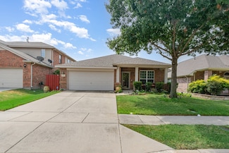 1612 Nighthawk Dr, Little Elm, TX 75068