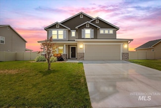 705 SW Raelynn St, Mountain Home, ID 83647