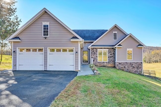 207 Overlook Rd, Vinton, VA 24179