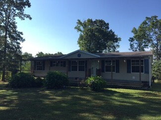 672 Churchville Rd, West Point, VA 23181