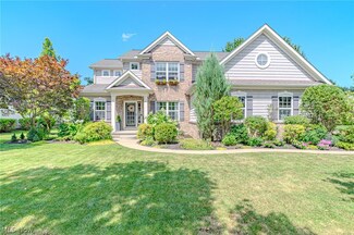 7930 Newell Creek Dr, Mentor, OH 44060