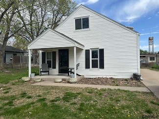 108 W York Ave, de Witt, NE 68341