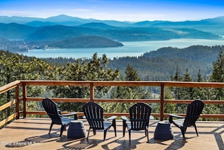 1238 S Reynolds Rd, Coeur D Alene, ID 83814