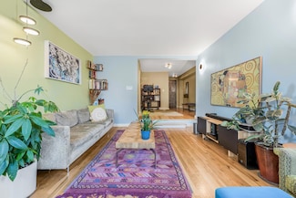425 E 26th St Unit 5B, Brooklyn, NY 11226