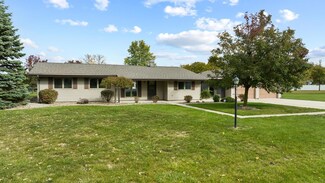 2715 E Center Dr, Bluffton, IN 46714