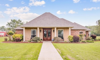 1023 Pecan Ridge Dr, Saint Martinville, LA 70582