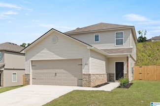 8 Broken Arrow Ln, Munford, AL 36268