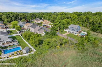 0 7th St, Belford, NJ 07718