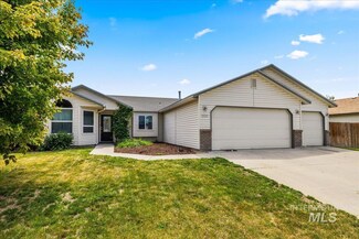 2523 E Massachusetts Ave, Nampa, ID 83686