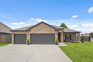 411 Flagstone Ct, Dayton, TX 77535