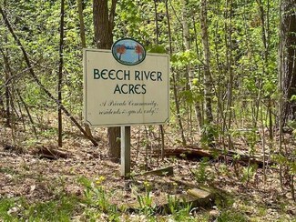 17 Beech River Cir, Ossipee, NH 03814
