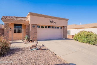 564 W Union Bell Dr, Green Valley, AZ 85614