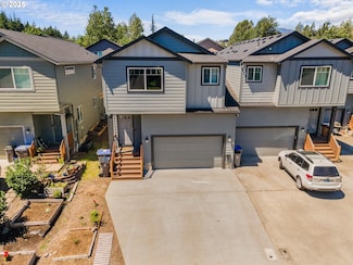 1233 Windsong Dr, Cascade Locks, OR 97014
