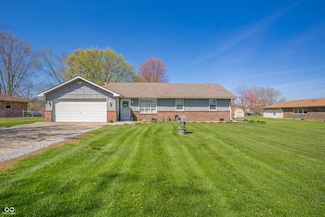 5567 S Cladwell Dr, Pendleton, IN 46064