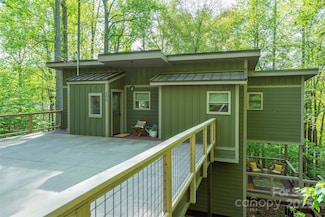 102 Kanawha Dr, Montreat, NC 28757