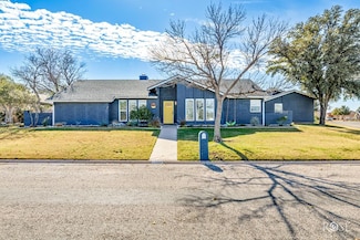 3625 Willow Brook Dr, San Angelo, TX 76904