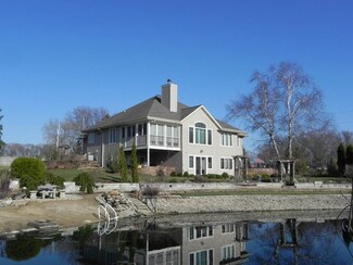 W9620 Bridge St, Waterloo, WI 53594