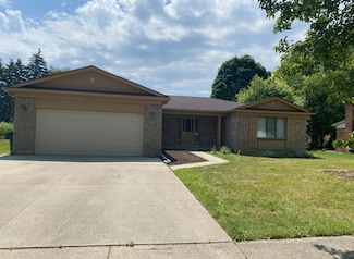 3698 Forge Dr, Troy, MI 48083