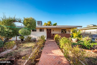 1617 Elizabeth Lake Rd, Palmdale, CA 93551