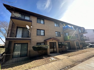 6119 W 64th Place, Chicago, IL 60638