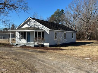 211 Satterwhite Point Rd, Henderson, NC 27537