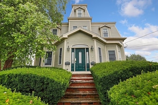13 Essex St Unit 2, Lynn, MA 01902