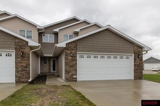 642 642 Haeberle Ave, New Ulm, MN 56073