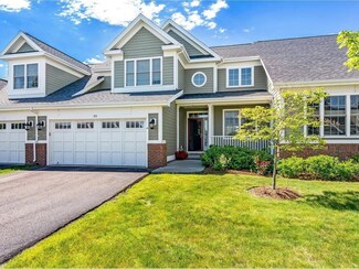 39 Maidstone Ln, Williston, VT 05495