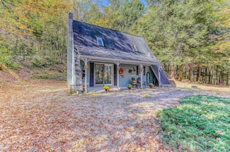 213 Puckerbrush Rd, Campton, NH 03223