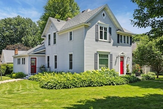 196 N Brown Rd, Long Lake, MN 55356