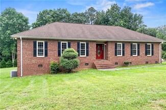 1004 Ashley Ln, Monroe, NC 28110
