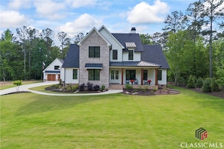 1070 Spratlin Mill Dr, Hull, GA 30646