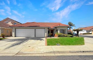 1927 Vineyard Ave, Vista, CA 92081