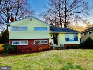 146 S Shelley Dr, Claymont, DE 19703