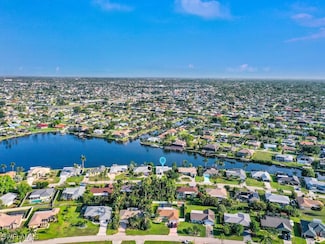 333 SE 33rd Terrace, Cape Coral, FL 33904